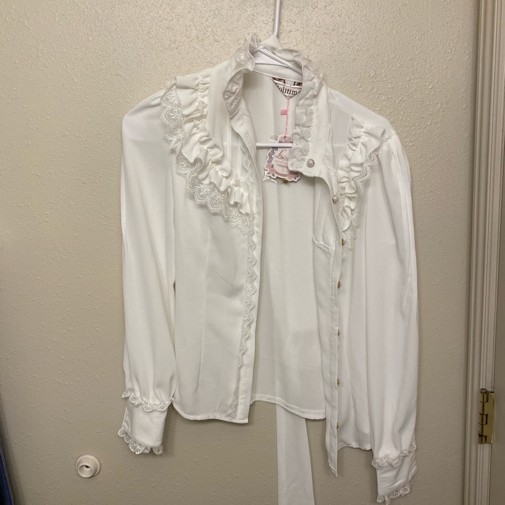 Lolita White Blouse, Waist Tie, Extra Button